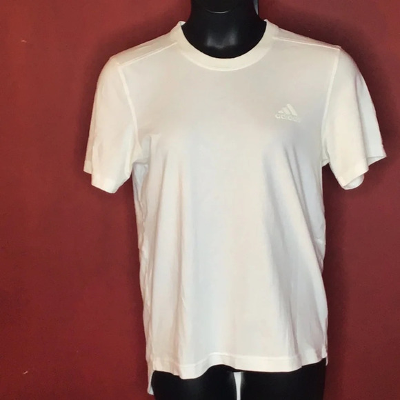 ADIDAS Tops - ADIDAS TEE SHIRT